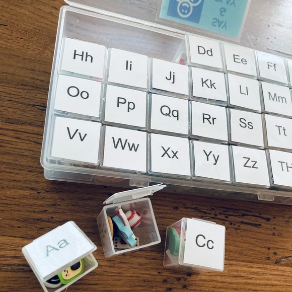 Mini Object Alphabet Kit - Portable Alphabet Kit - Picture 4 of 5